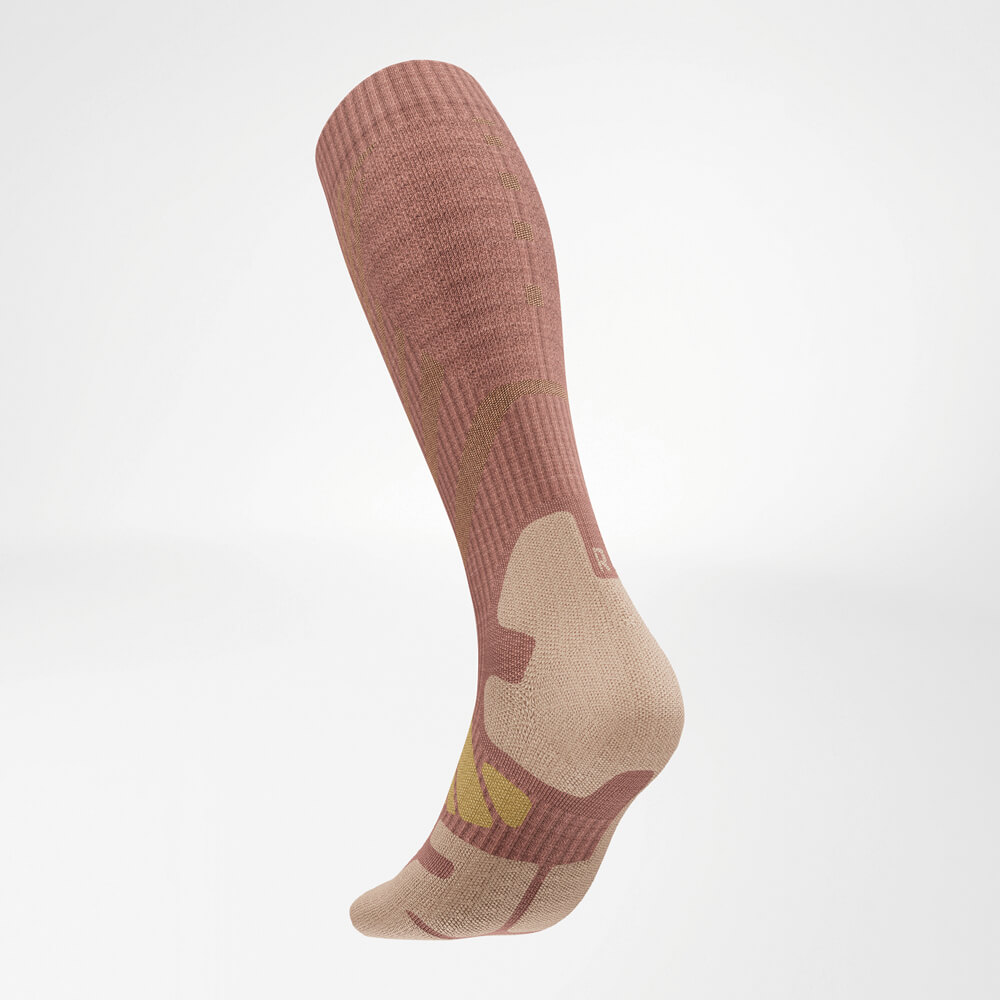 Achteraanzicht van de Merino Outdoor Socks in een elegante kleurstelling. De naadloze afwerking zorgt voor maximaal comfort en duurzaamheid.