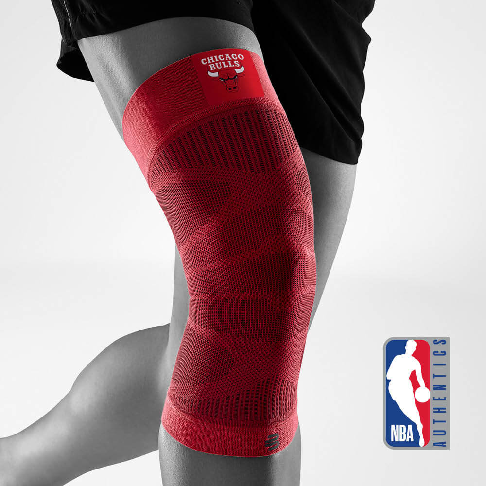 Complete uitzicht kniehoes NBA Chicago Bulls op de gestileerde grijze body