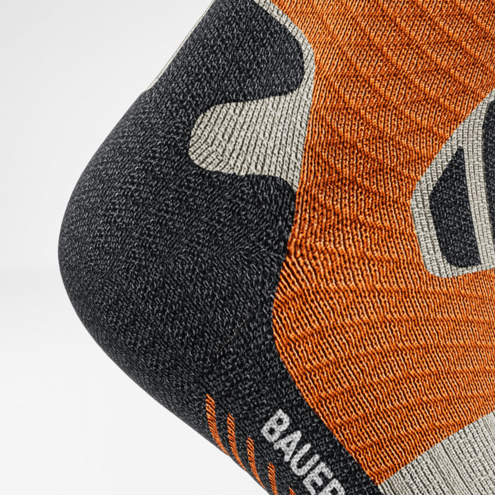 Trailrun Running Socks Gray-Orange Detail Heel Protection Gedetailleerde weergave Hiel van de Gray -Orange Trail Run - Running Socks