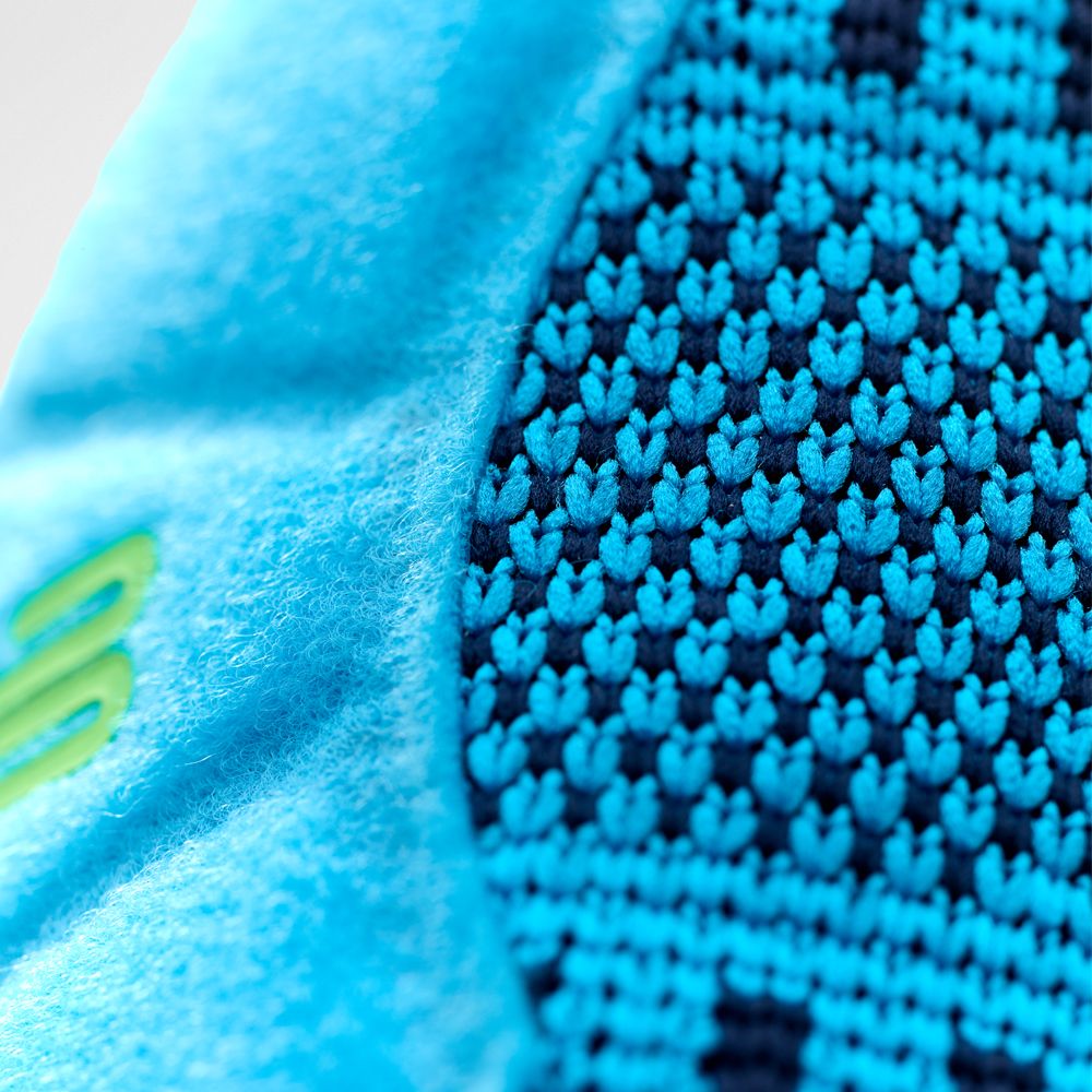 Polsband Rivera Detail Targeted Support Gedetailleerd uitzicht op de polssport met polsbandage met een focus op het ademende rek