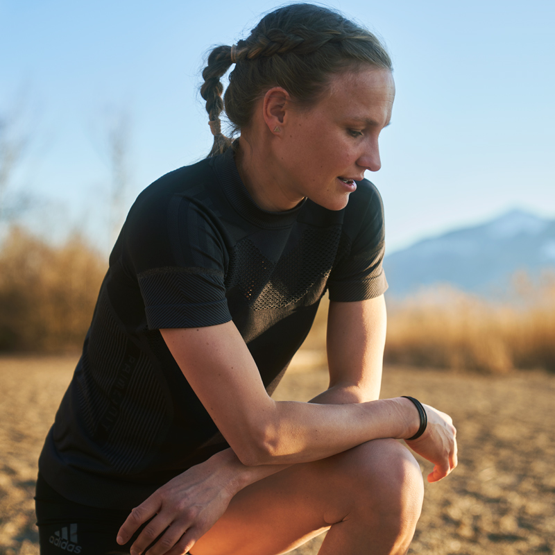 Kniepijn na hardlopen kan ook het gevolg zijn van uitputting Hahner Zwilling uitgeput knielen na training