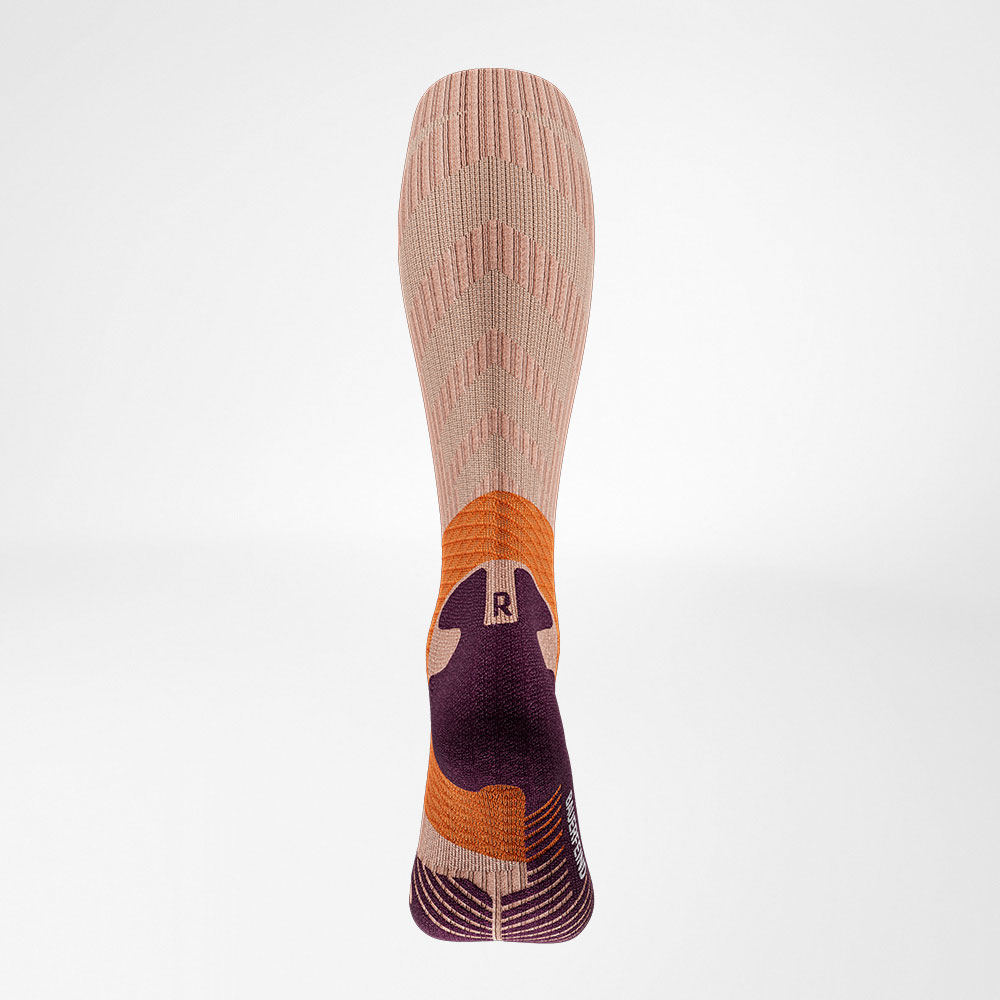 Retouraanzicht van de Purple -Orange Trail Run - Running Socks