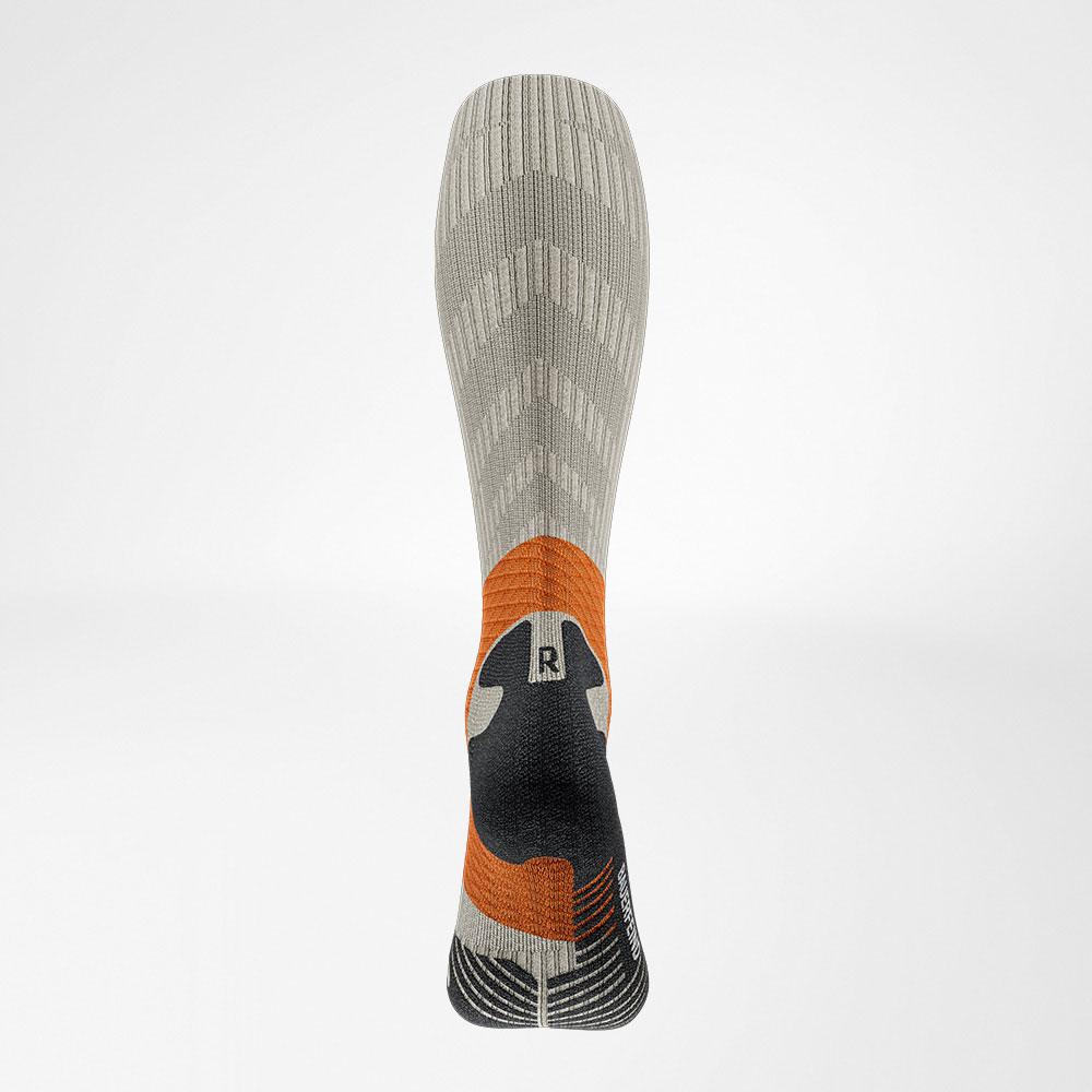 Trailrun Running Socks Gray-Orange Achteruitzicht Achteraanzicht van de Gray -Orange Trail Run - Running Socks