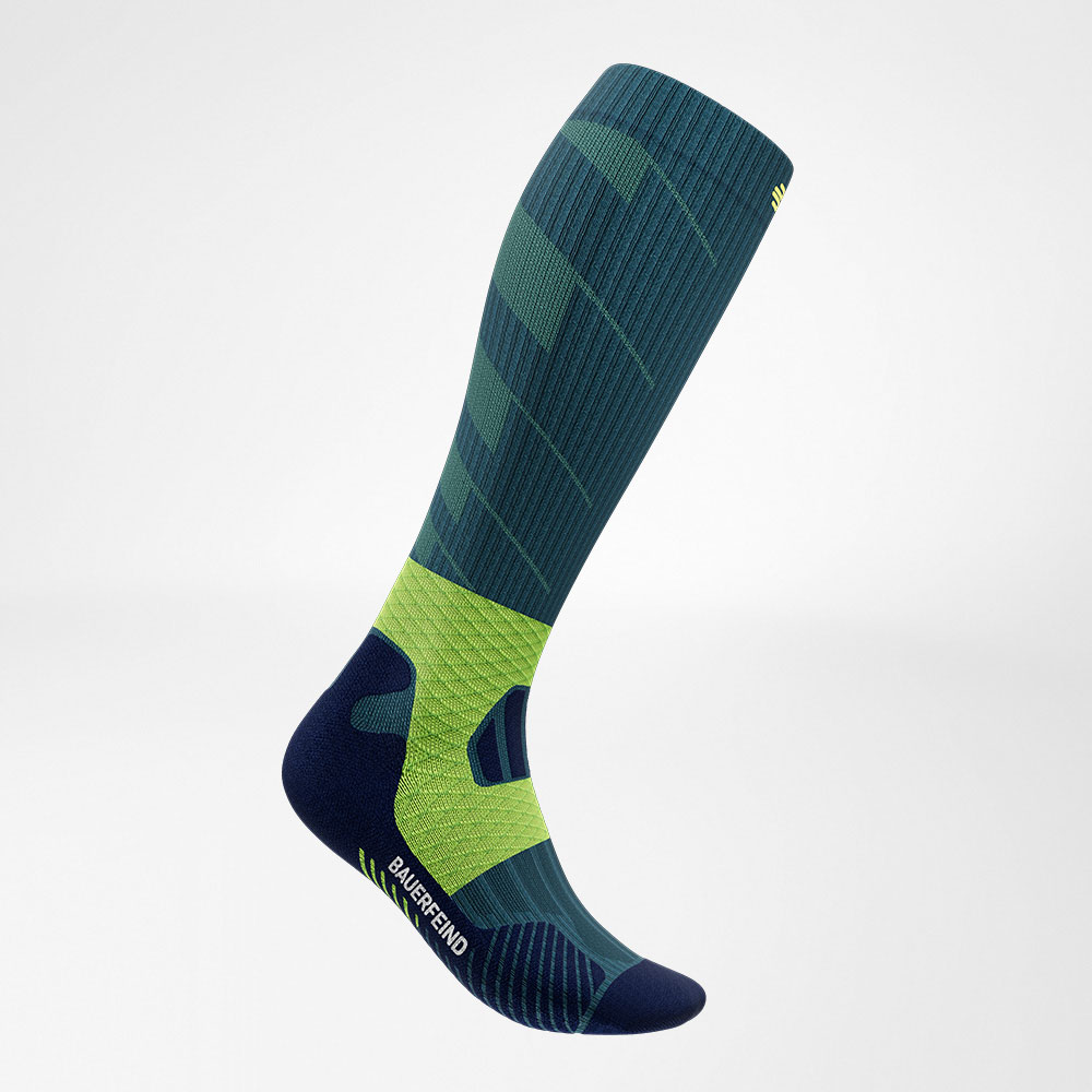 Trailrun Running Socks Blue-Green vooraanzicht raar Lateraal vooraanzicht van de blauw -green trail run - hardloopsokken