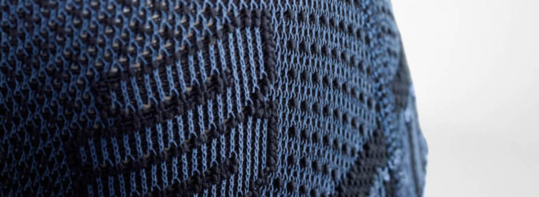 Kniebandage Dirk Nowitzki detailweergave Gedetailleerd weergave van het gebreide logo van de Kniebandage voor Sport Dirk Nowitzki Edition