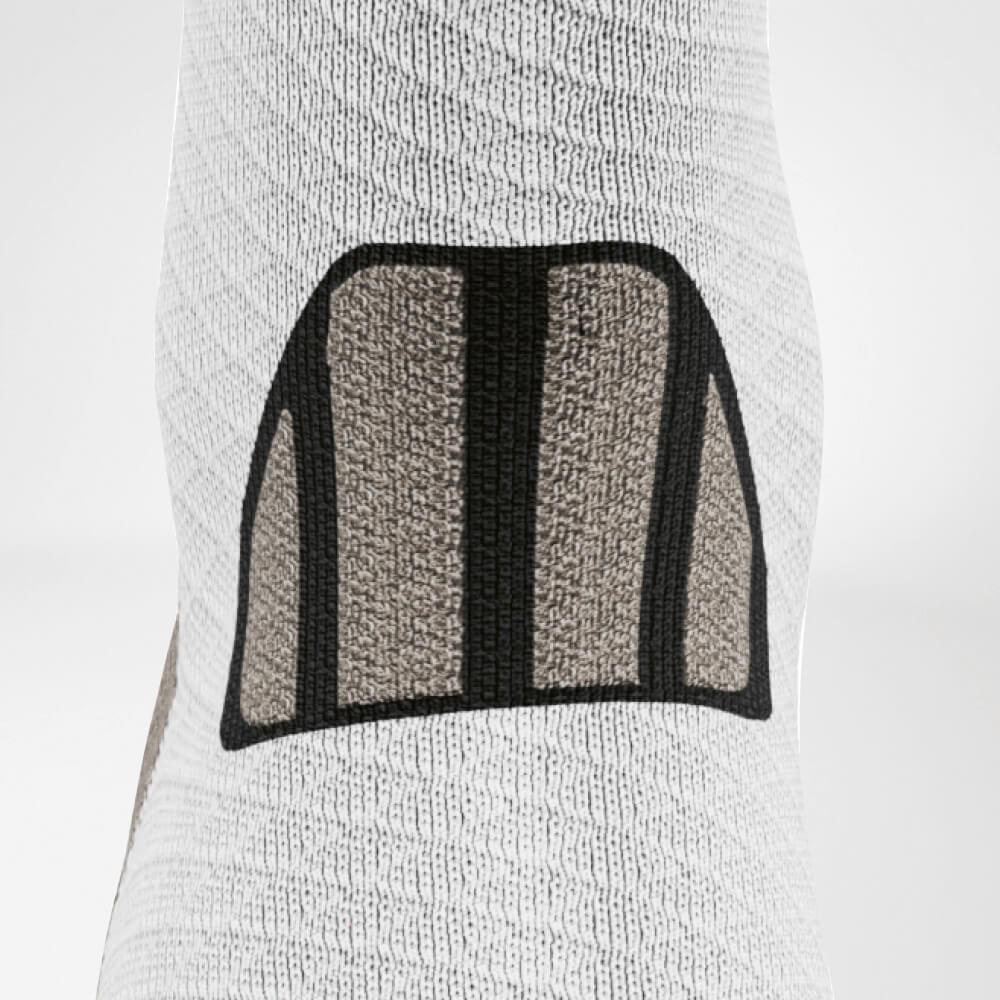 Gedetailleerde opname -comfortzone van de zwart-wit medium -lengte Trail Run -Running Socks