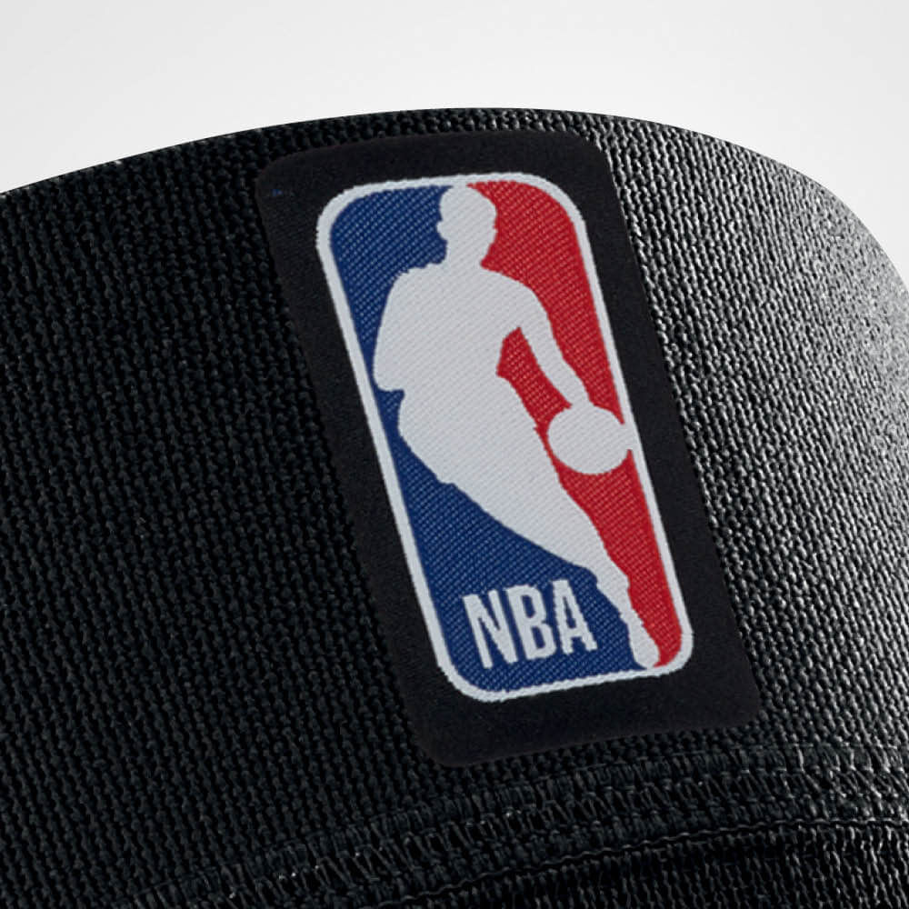 Focus NBA -logo op de Black Knee Sleeve NBA